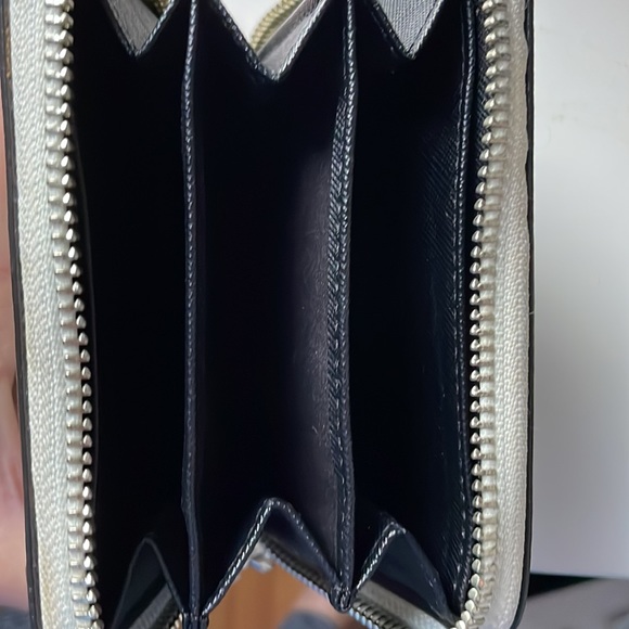 Rebecca mink off wallet- like new condition. - Picture 3 of 4